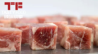 重組牛肉粒顆顆飽滿滿嘴留香！